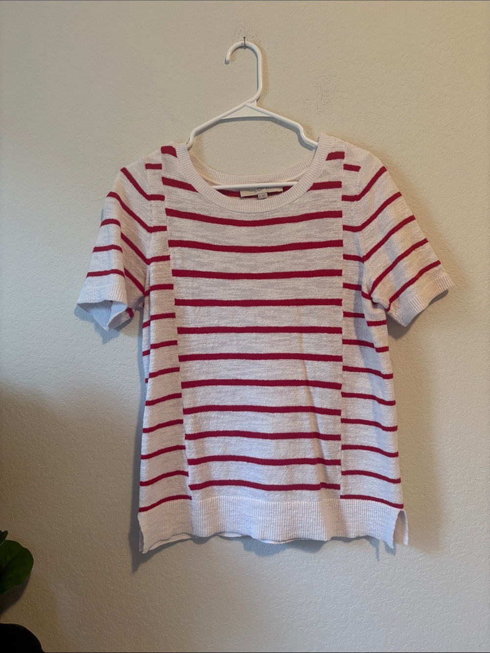LOFT White Short-Sleeve Knit Top with Red Stripes medium